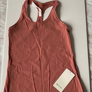 NWT lululemon Nulu tank